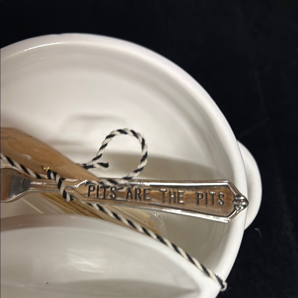 New Mud Pie Olive ever wanted ceramic olive Bowl with fork - Picture 5 of 6
